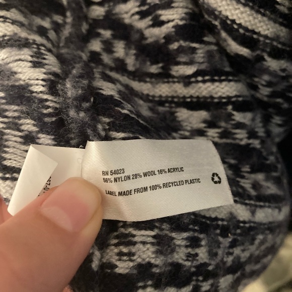 Gap knit wool blend blue pattern cardigan sweater - Picture 5 of 5